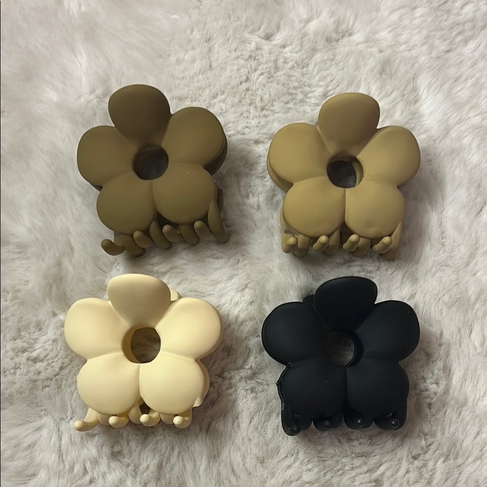 Set of Four Flower Hair Clips